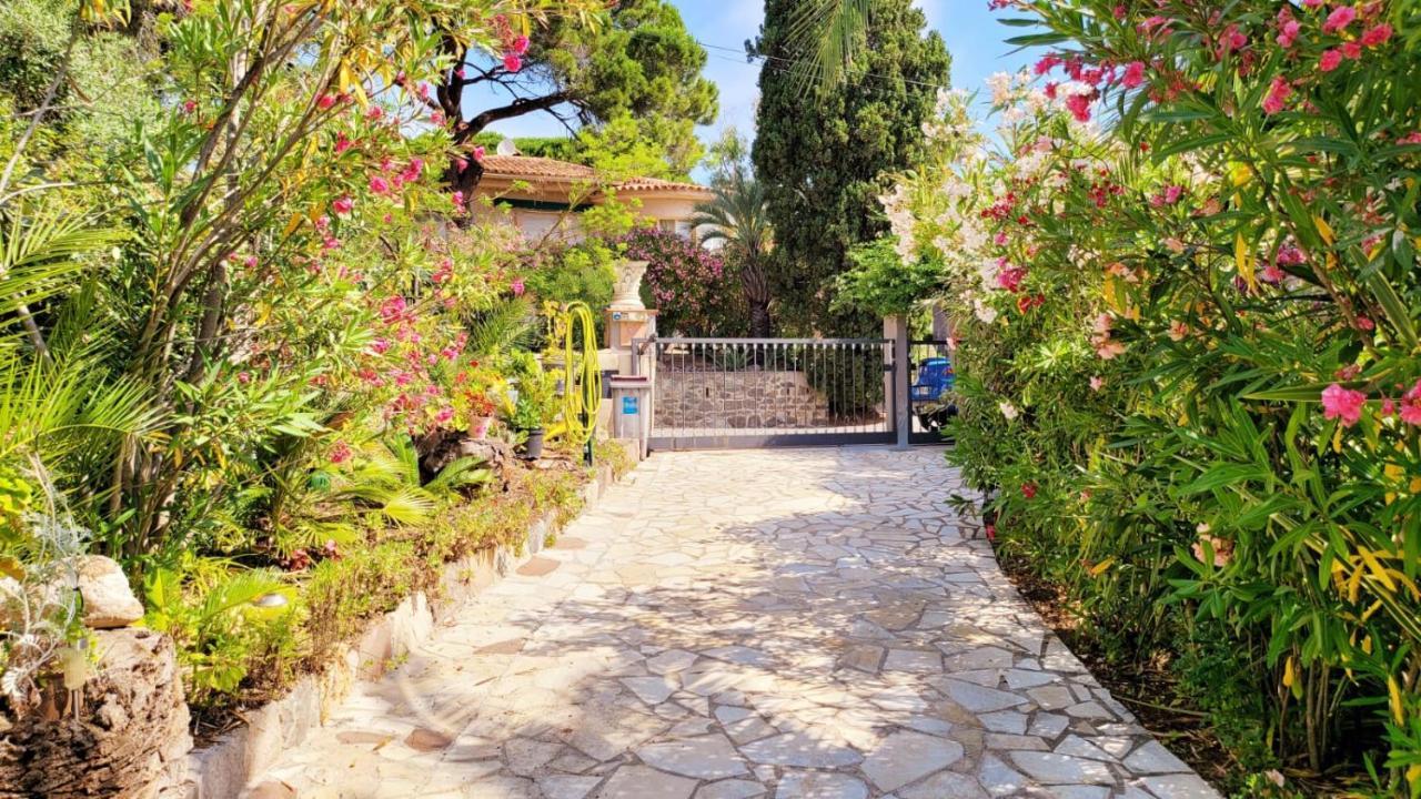 Villa Provencale A Sainte Maxime, Golf De Saint Tropez Exteriör bild