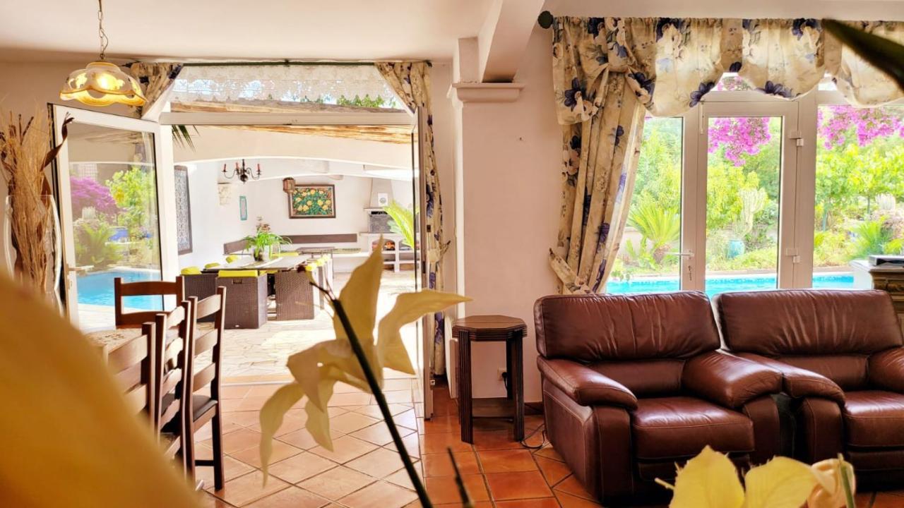 Villa Provencale A Sainte Maxime, Golf De Saint Tropez Exteriör bild