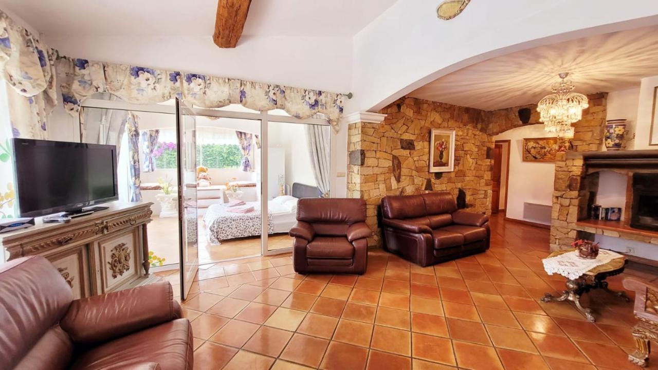 Villa Provencale A Sainte Maxime, Golf De Saint Tropez Exteriör bild